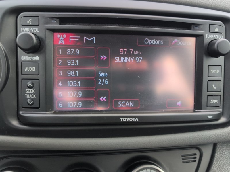 2017 Toyota Yaris 5dr HB Auto LE