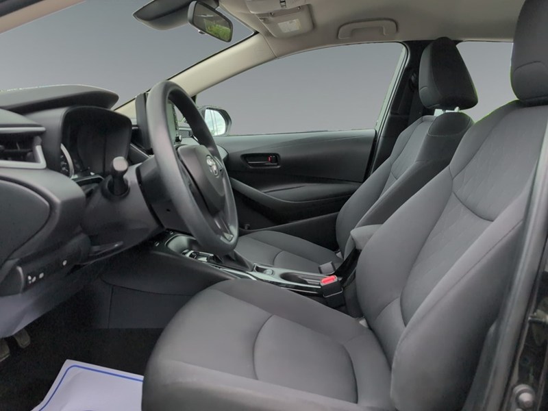 2022 Toyota Corolla LE CVT