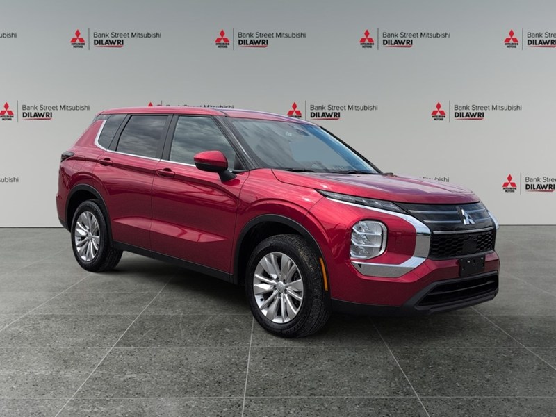 2025 Mitsubishi Outlander ES S-AWC