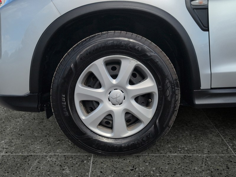 2022 Mitsubishi RVR ES AWC