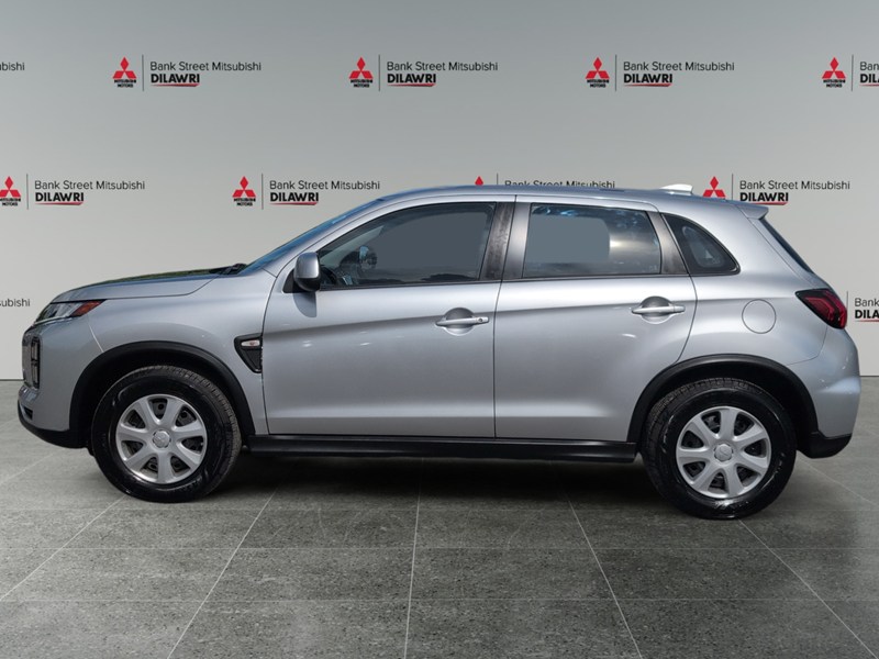 2022 Mitsubishi RVR ES AWC