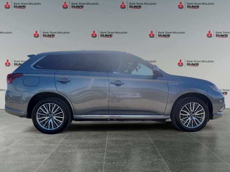 2021 Mitsubishi Outlander Plug-In Hybrid SEL S-AWC