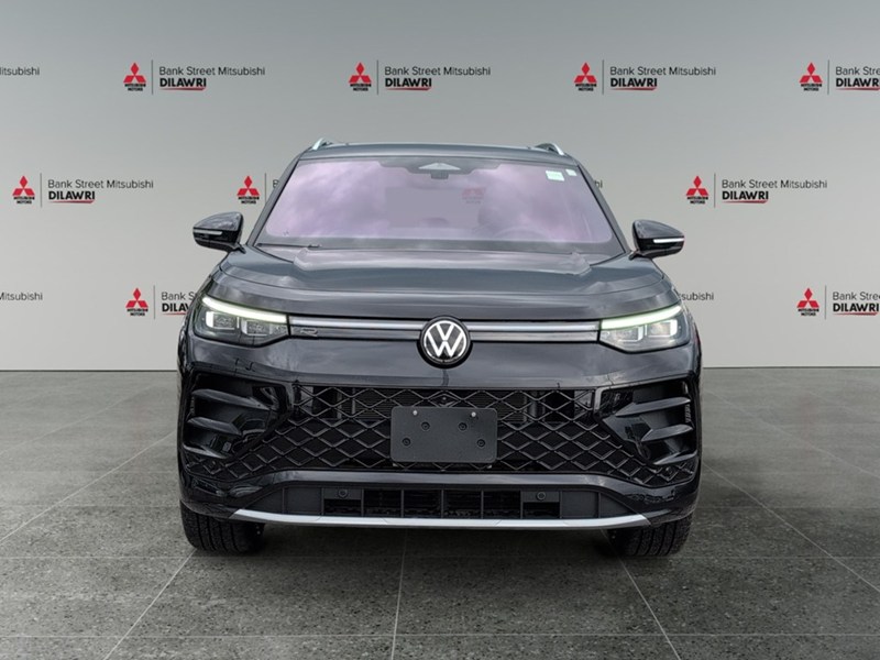 2025 Volkswagen Tiguan Highline R-Line 4MOTION