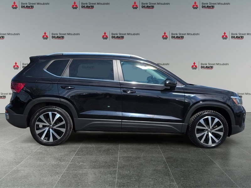 2023 Volkswagen Taos Comfortline 4MOTION *Ltd Avail*