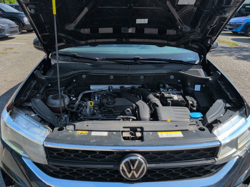 2023 Volkswagen Taos Comfortline 4MOTION *Ltd Avail*