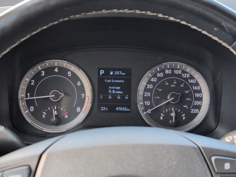 2020 Hyundai Venue Ultimate w/Black Interior IVT