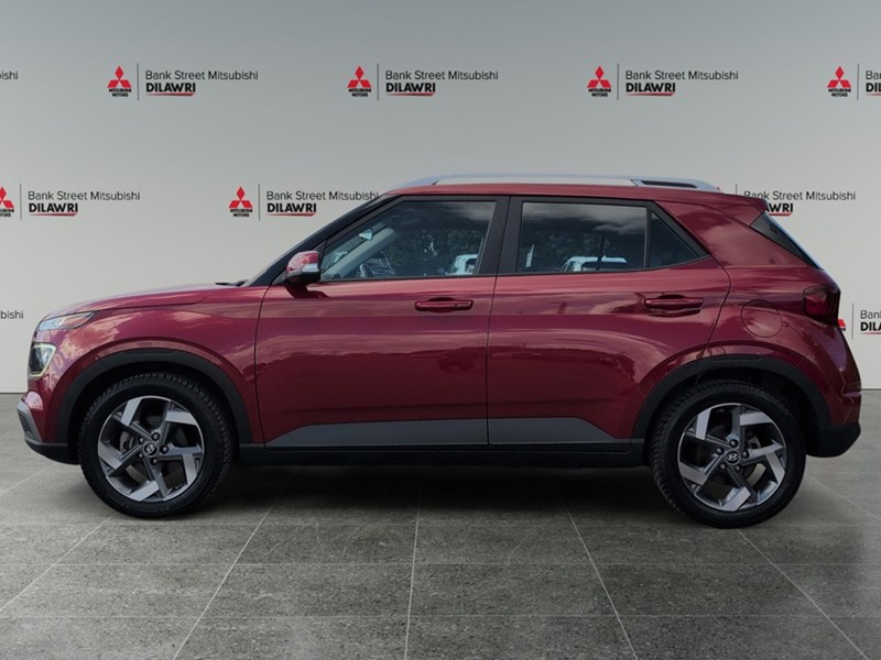 2020 Hyundai Venue Ultimate w/Black Interior IVT