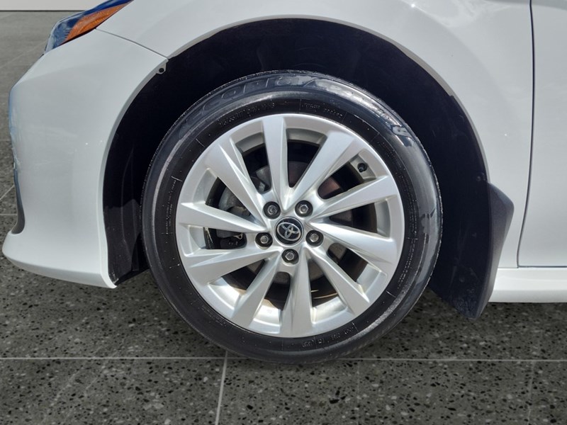 2023 Toyota Camry Hybrid Hybrid LE Auto