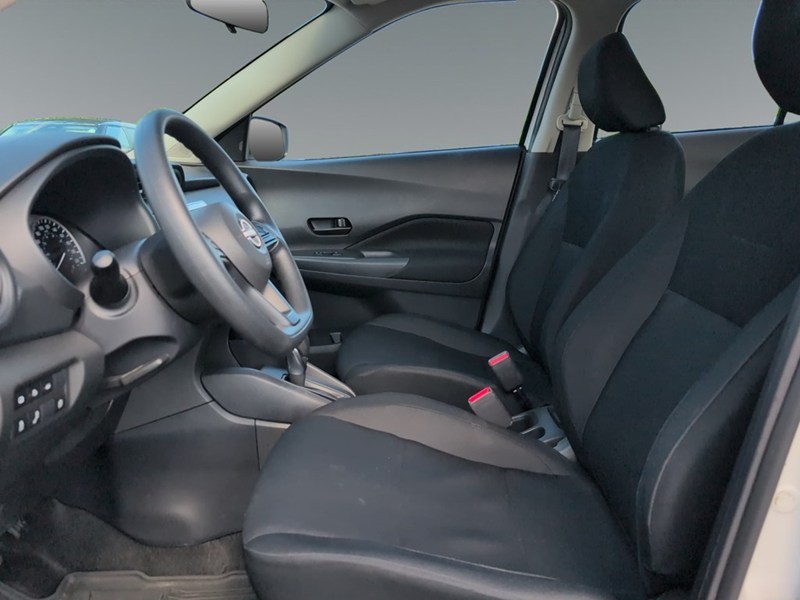 2024 Nissan Kicks S FWD
