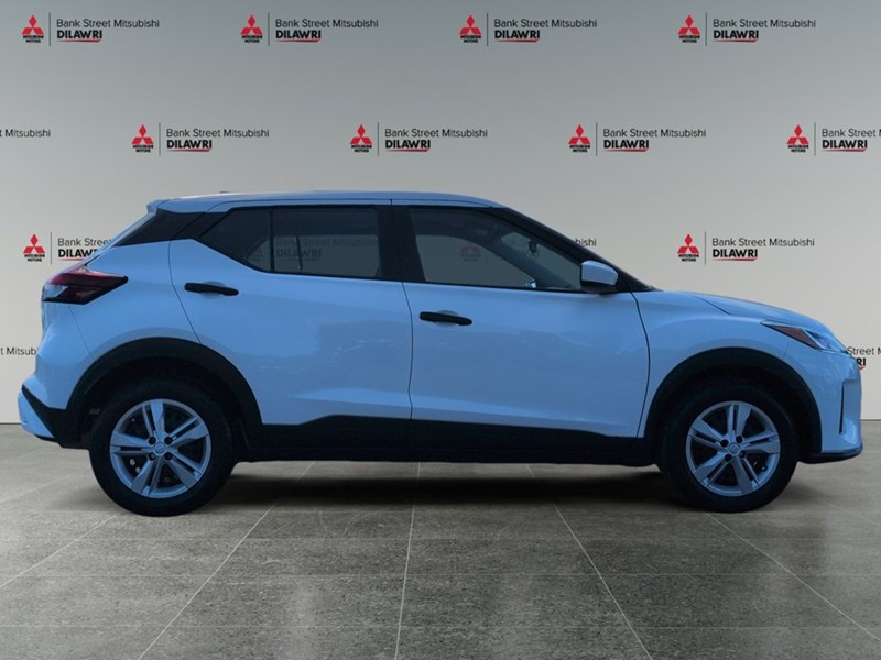 2024 Nissan Kicks S FWD