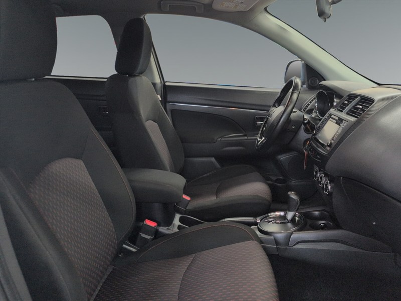 2017 Mitsubishi RVR AWD 4dr 2.0L CVT SE