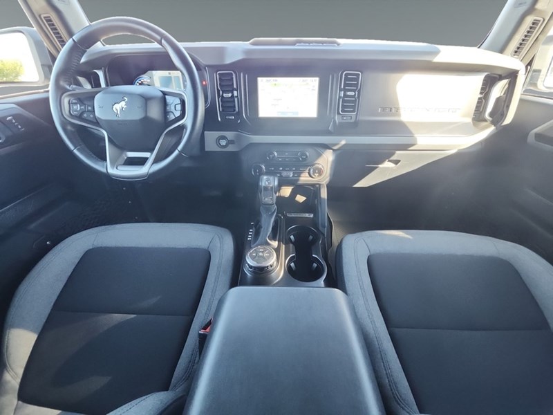 2022 Ford Bronco Big Bend 4 Door 4x4/Automatic transmission