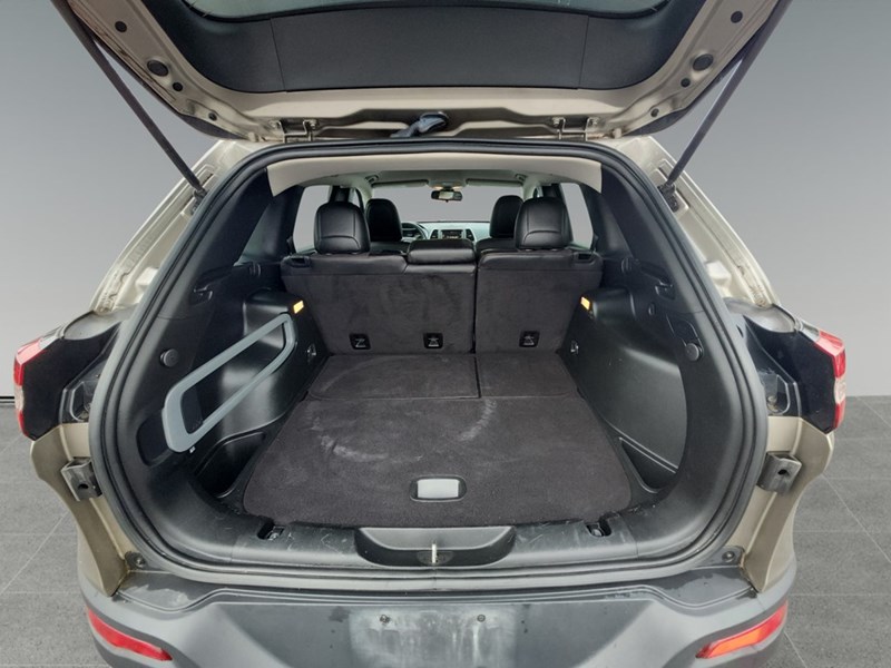 2017 Jeep Cherokee 4WD 4dr L Plus Pkg