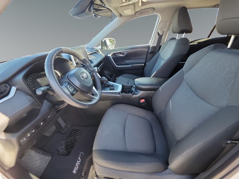 2023 Toyota RAV4 XLE AWD