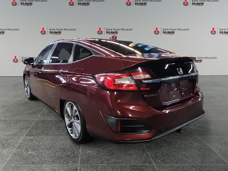 2019 Honda Clarity Plug-In Hybrid Touring Sedan