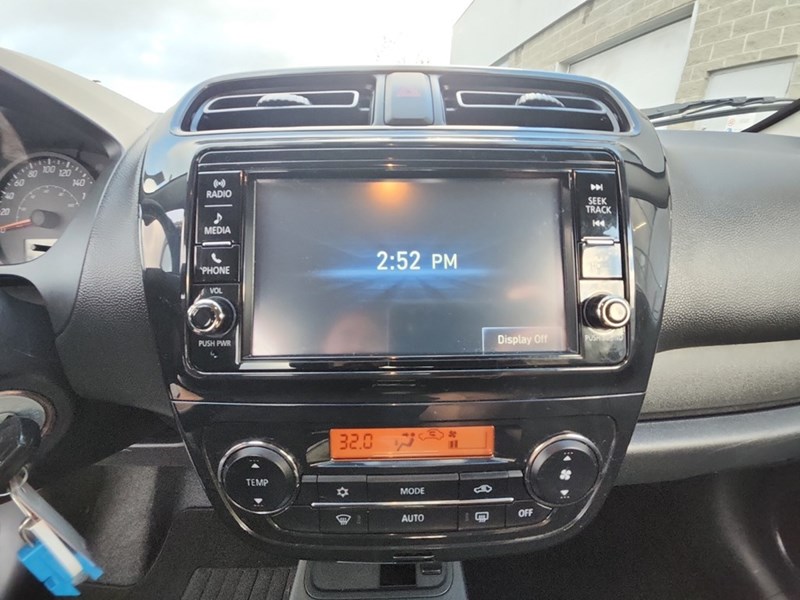 2023 Mitsubishi Mirage ES CVT