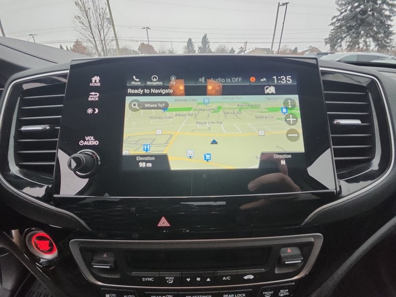 2022 Honda Pilot Touring 8-Passenger AWD