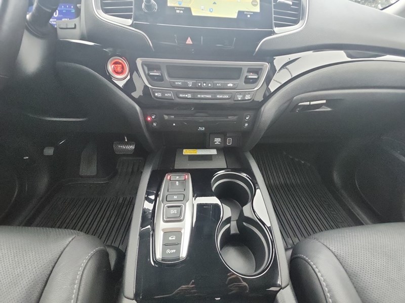 2022 Honda Pilot Touring 8-Passenger AWD