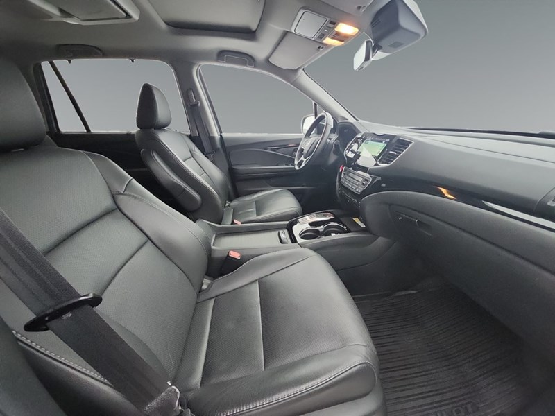 2022 Honda Pilot Touring 8-Passenger AWD