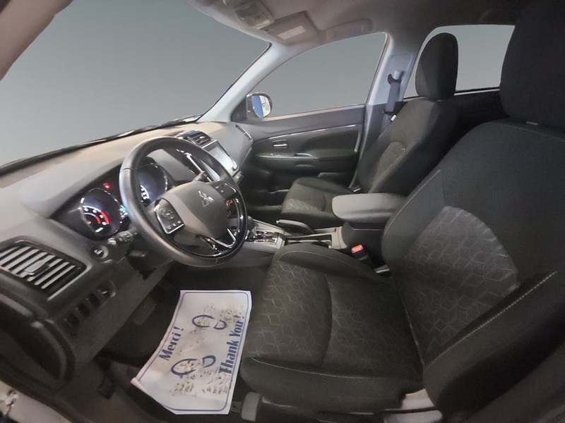 2024 Mitsubishi RVR SE AWC