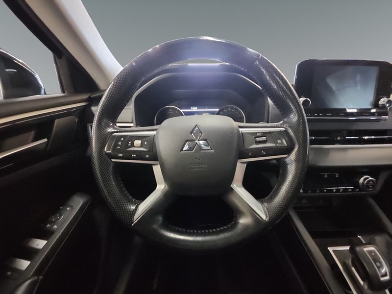 2022 Mitsubishi Outlander SE S-AWC