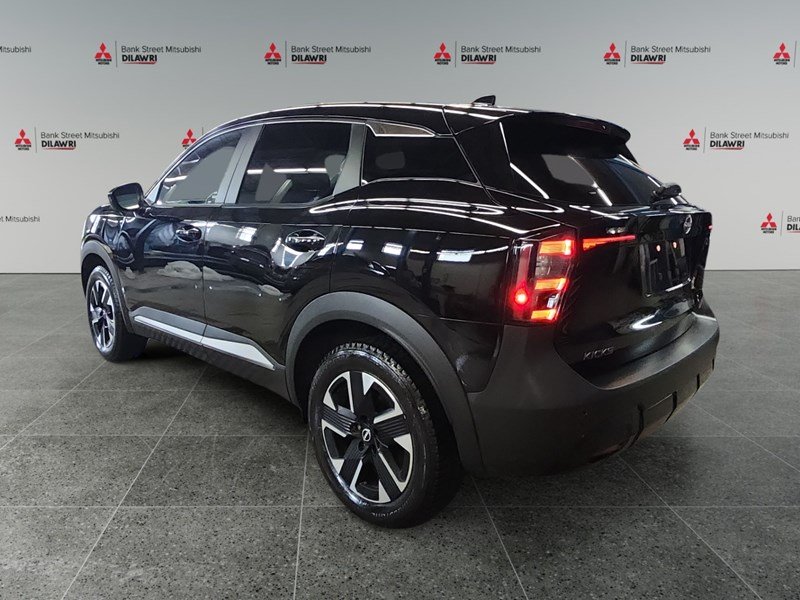 2025 Nissan Kicks SV AWD