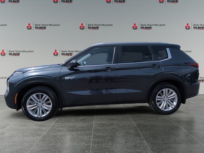 2025 Mitsubishi Outlander Plug-In Hybrid LE S-AWC