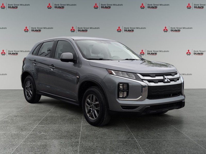 2022 Mitsubishi RVR ES AWC