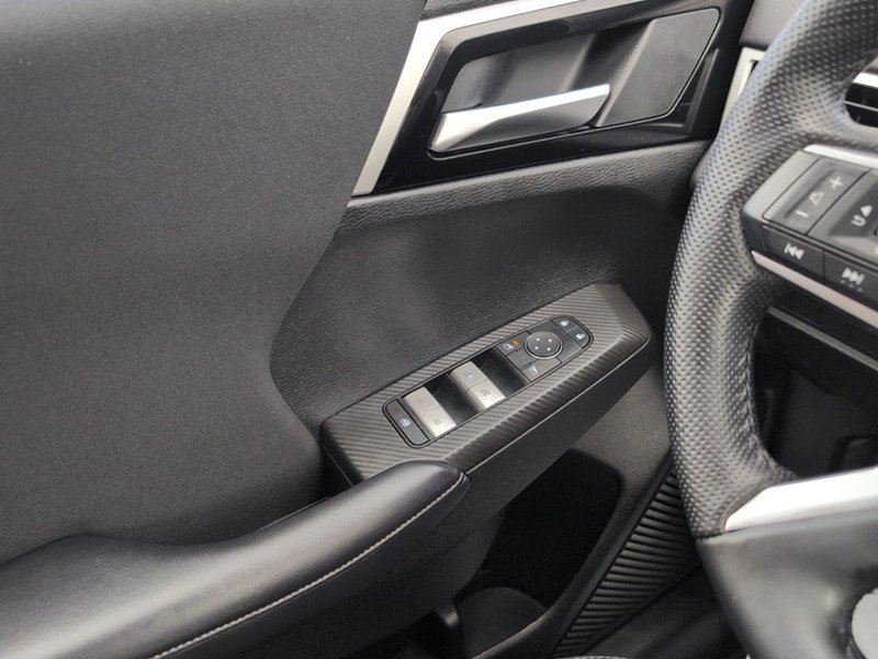 2025 Mitsubishi Outlander ES S-AWC