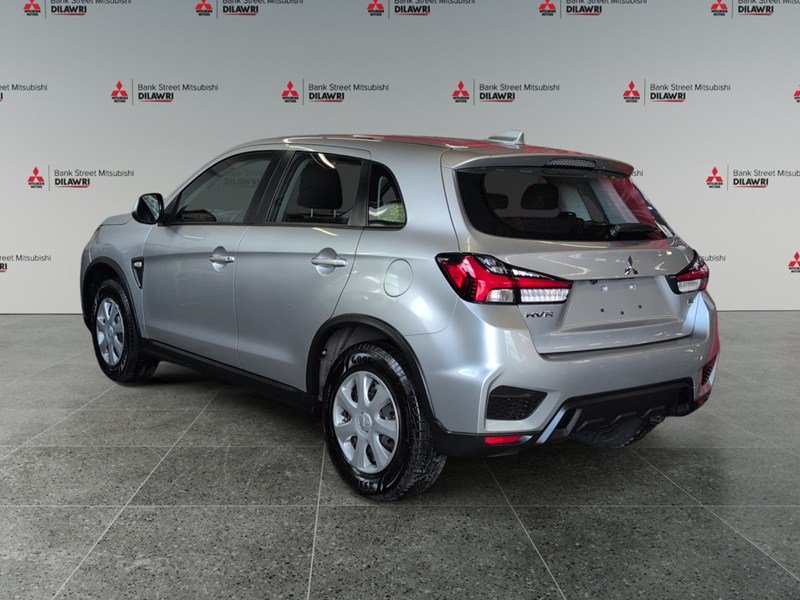 2022 Mitsubishi RVR ES AWC