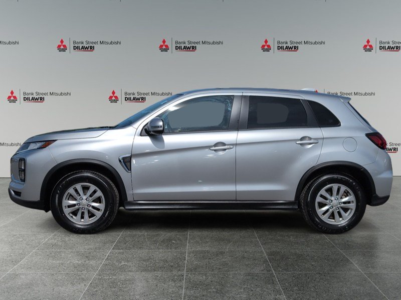 2024 Mitsubishi RVR SE AWC