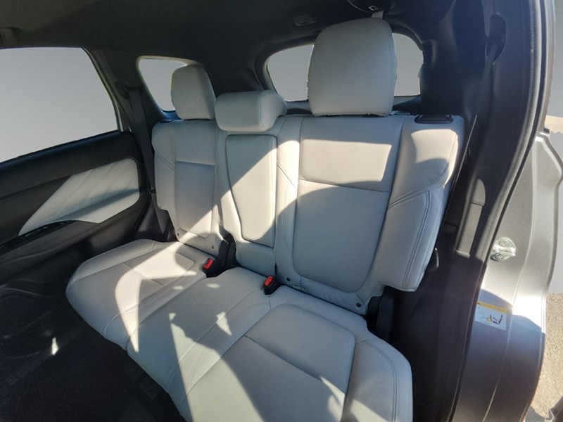 2021 Mitsubishi Outlander Plug-In Hybrid SEL S-AWC