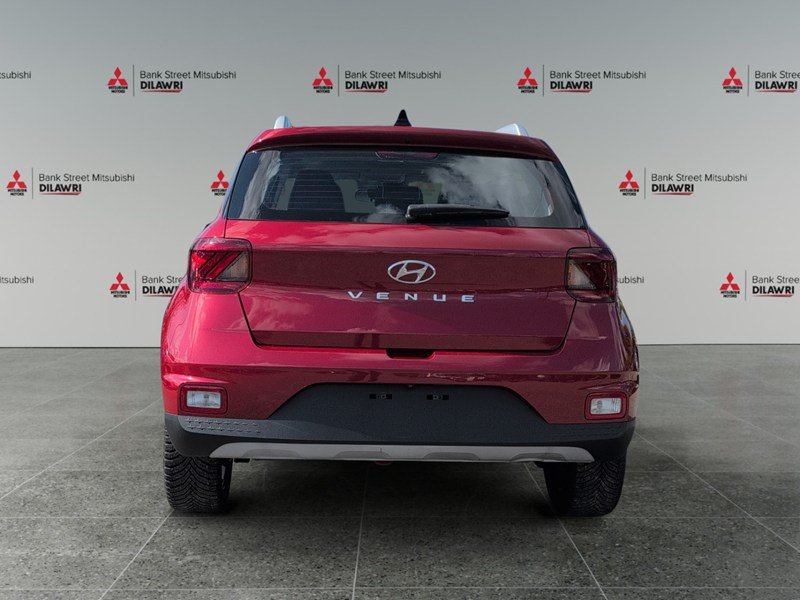 2020 Hyundai Venue Ultimate w/Black Interior IVT