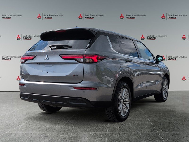 2022 Mitsubishi Outlander ES S-AWC