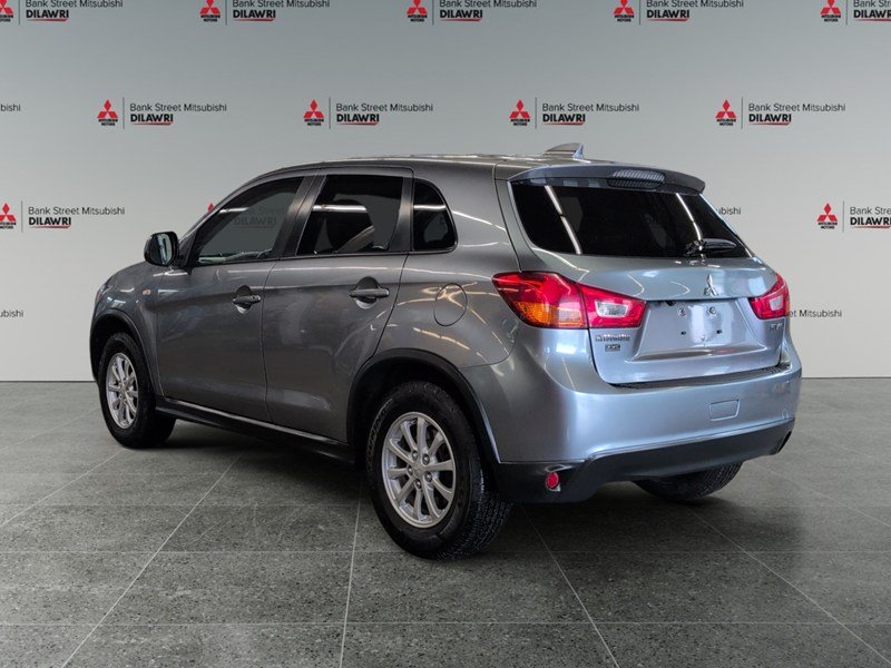 2017 Mitsubishi RVR AWD 4dr 2.0L CVT SE