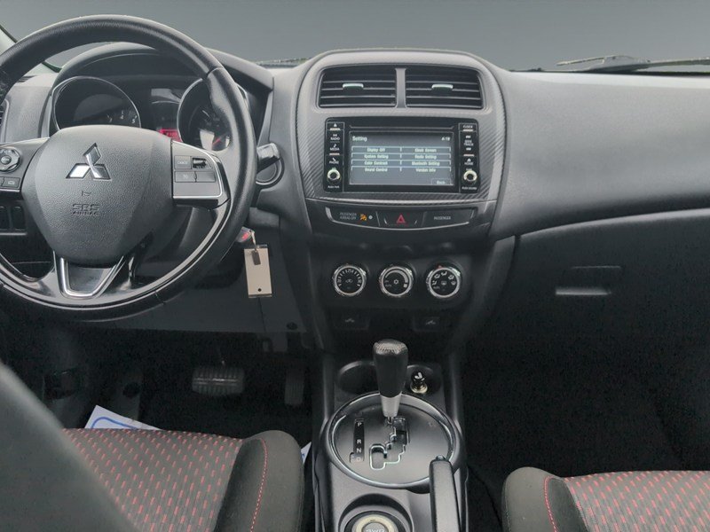 2017 Mitsubishi RVR AWD 4dr 2.0L CVT SE