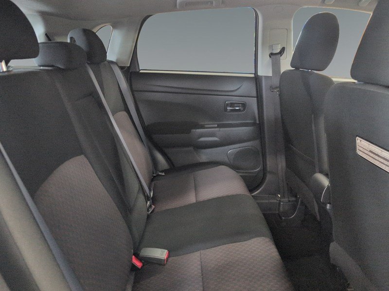 2017 Mitsubishi RVR AWD 4dr 2.0L CVT SE