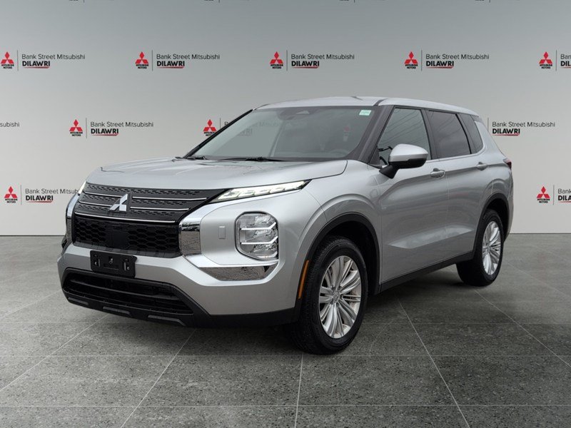 2024 Mitsubishi Outlander ES S-AWC