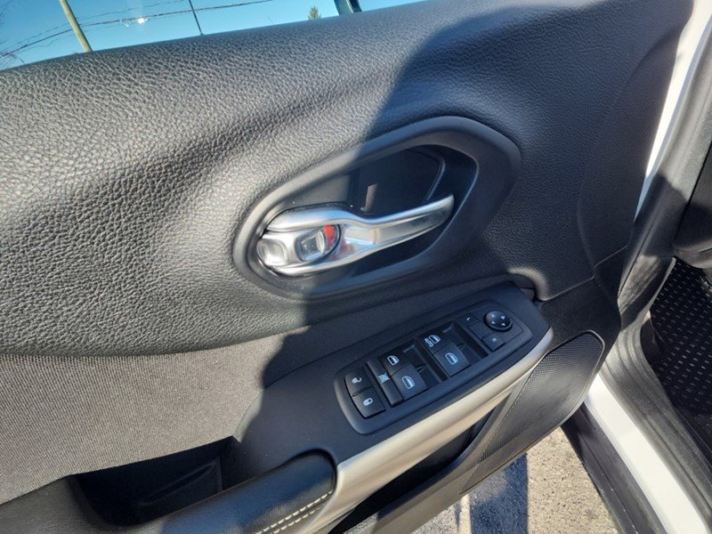 2018 Jeep Cherokee Sport 4x4/V6 Pentastar