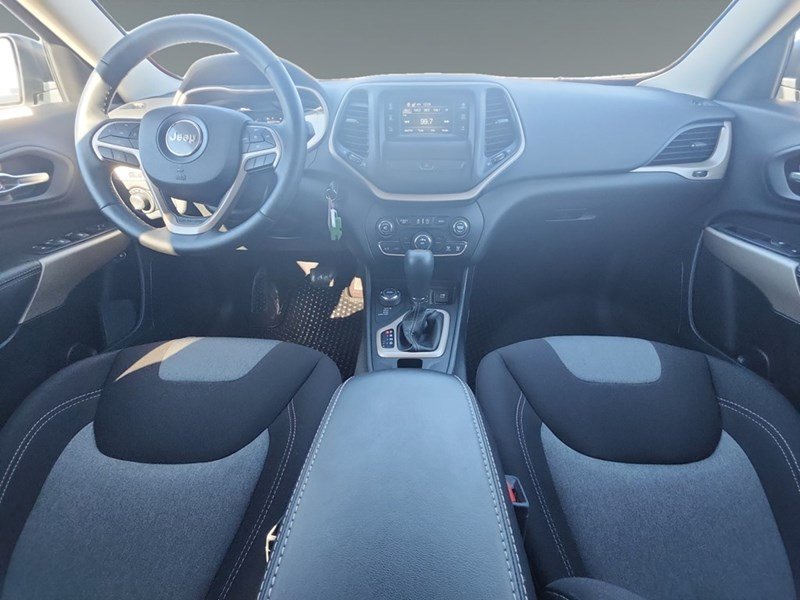 2018 Jeep Cherokee Sport 4x4/V6 Pentastar