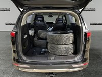 2024 Kia Carnival SX FWD