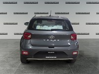 2024 Hyundai Venue Essential IVT