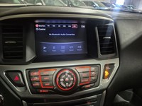 2017 Nissan Pathfinder 4WD 4dr Platinum