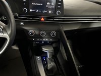 2024 Hyundai Elantra Preferred IVT