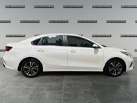 2024 Kia Forte EX IVT