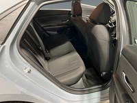 2022 Hyundai Elantra Preferred IVT w/Sun & Tech Package