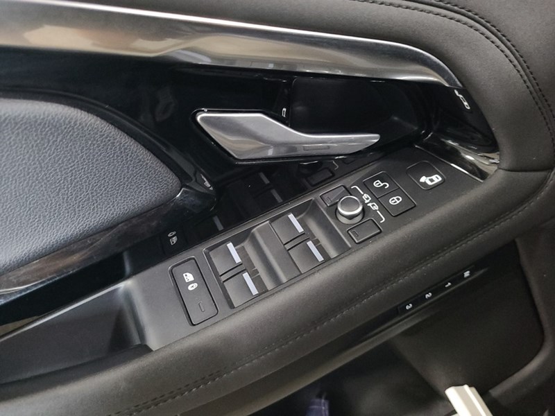2020 Land Rover Range Rover Evoque P250 SE