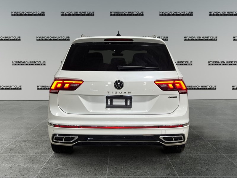 2023 Volkswagen Tiguan Highline R-Line 4MOTION