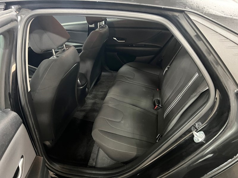 2023 Hyundai Elantra Preferred IVT w/Tech Pkg