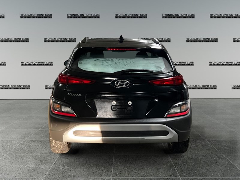 2023 Hyundai Kona 2.0L Essential FWD